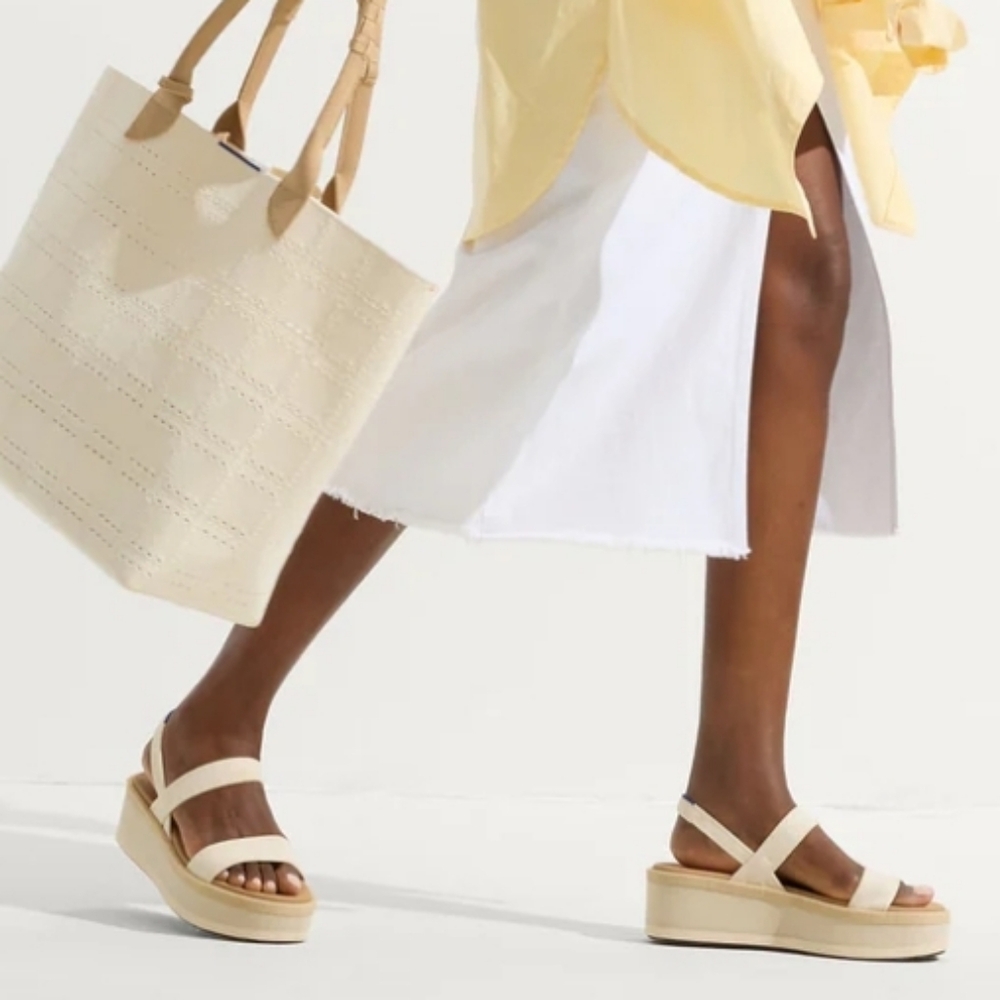 Rothy's Salt The Lightweight Wedge Sandal Cream and Tan Platform Sandals Sz 10 - Picture 3 of 16